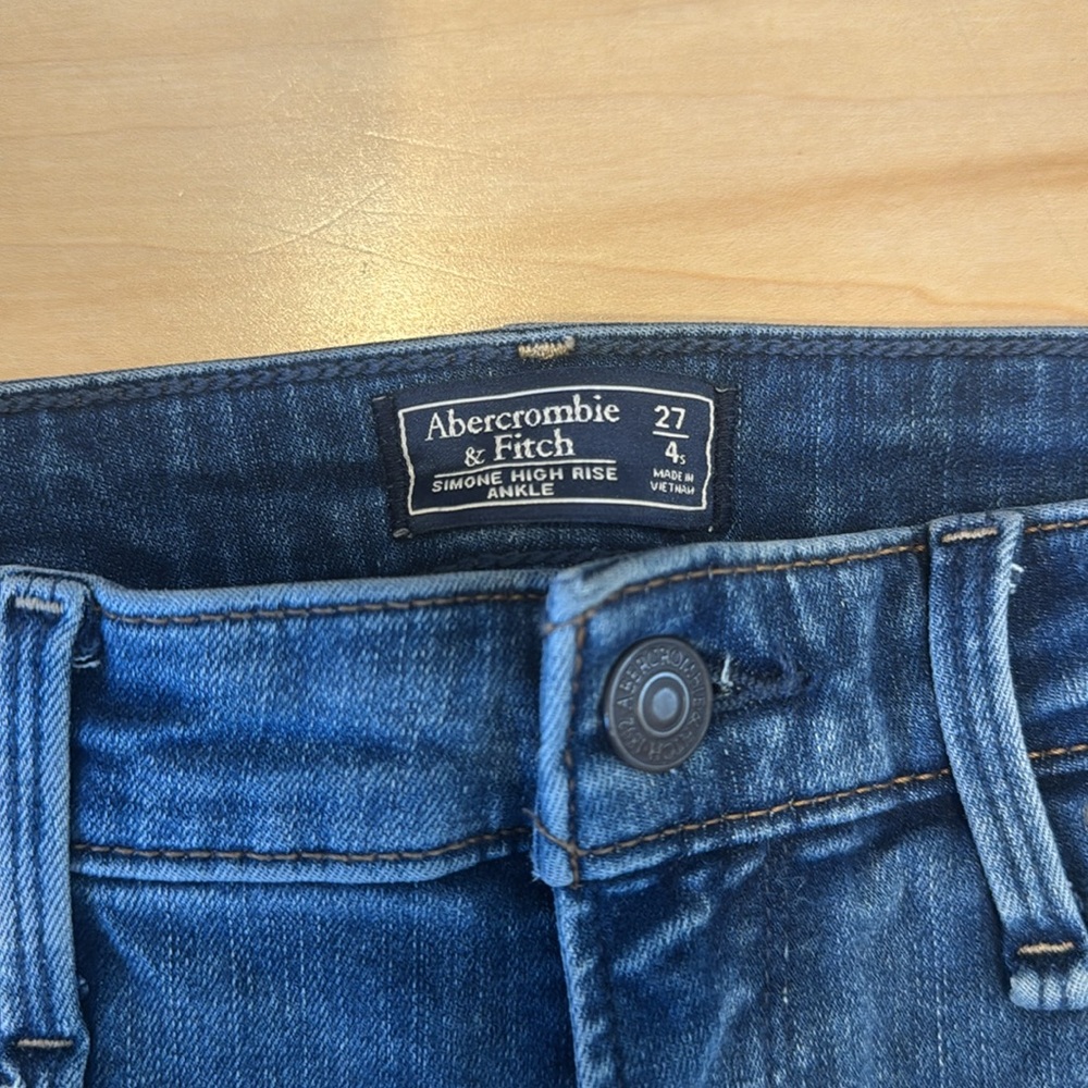 A&F Simone High Rise Ankle - Picture 2 of 6